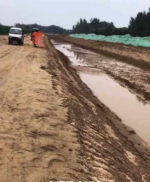 信阳淮滨县河道降水